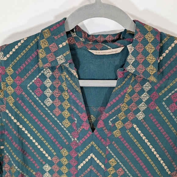 Soft Surroundings Embroidered Green Geometric Patterned Blouse Tunic Size PXS - Picture 3 of 11